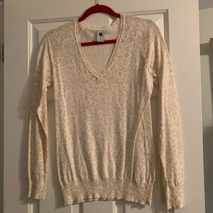 Gap leopard print sweater